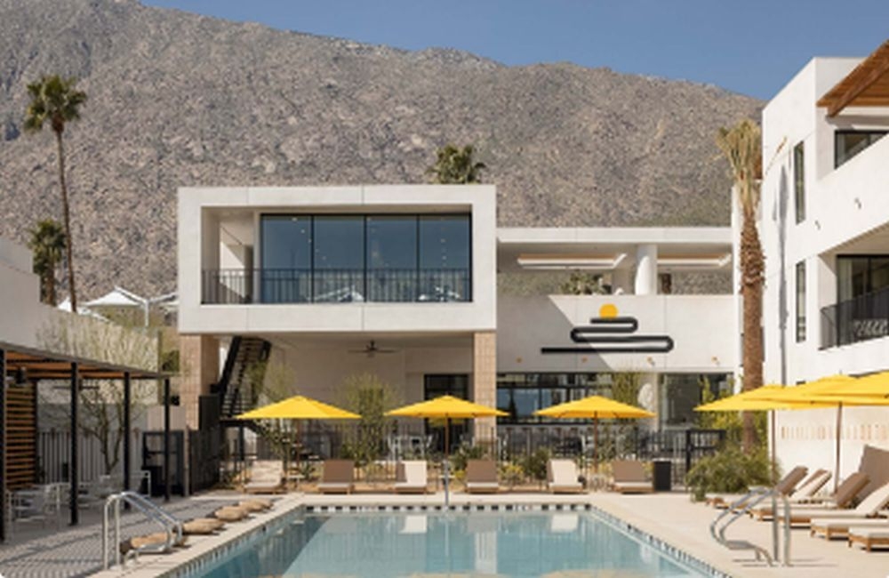 Golf Vacation Package - Drift Palm Springs