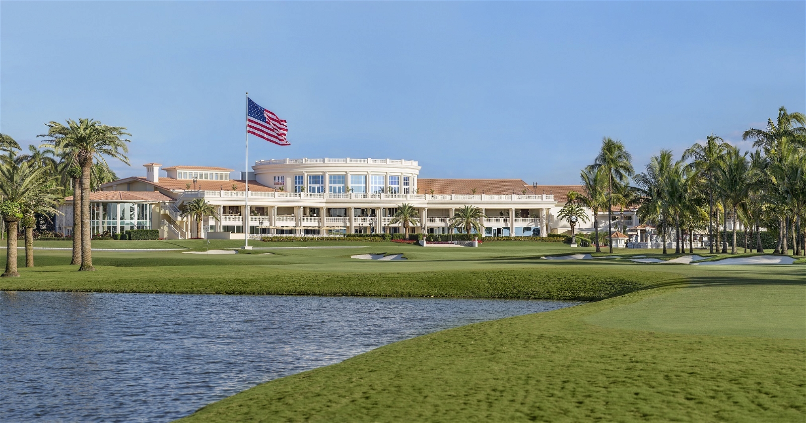 Golf Vacation Package - Spring Deal : Doral Resort and the Blue Monster Stay & Play + FREE REPLAYS from $451 per day!
