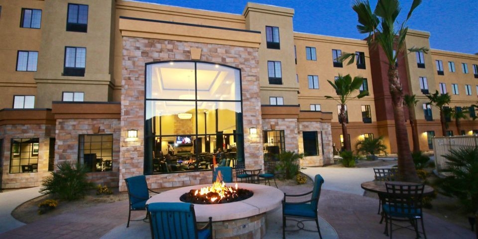Golf Vacation Package - Homewood Suites by Hilton - Cathedral City