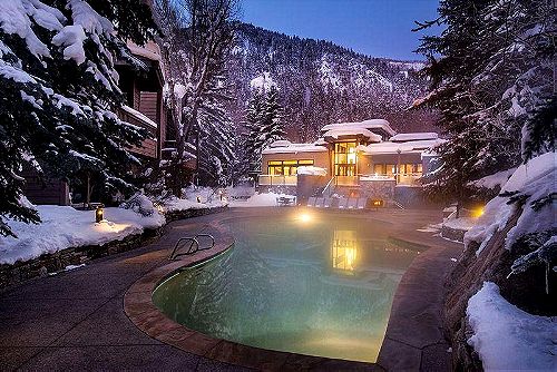 Aspen Snowmass-Accommodation excursion-Premium Aspen Family Deal
