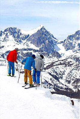 Palisades Tahoe-Accommodation tour-Ski The Best of California