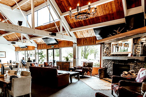 Wanaka-Accommodation Per Room weekend-Stay Ski Edgewater Wanaka Resort