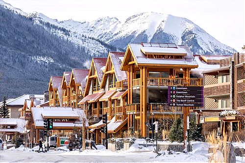 Banff and Lake Louise-Accommodation Per Room tour-Moose Hotel And Suites Banff - Member Rates