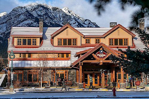Banff and Lake Louise-Accommodation Per Room expedition-Banff Ptarmigan Inn - Member Rate