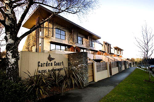 Queenstown-Accommodation Per Room tour-Garden Court Suites Apartments - Member Rates