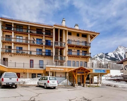 Crested Butte-Lodging tour-Axtel Condominiums
