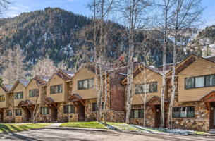 Aspen-Lodging outing-Clarendon