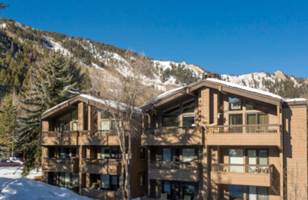 Aspen-Lodging expedition-The Gant by Frias