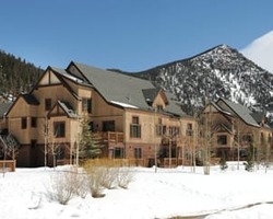 Keystone-Lodging outing-Redhawk Townhomes -off